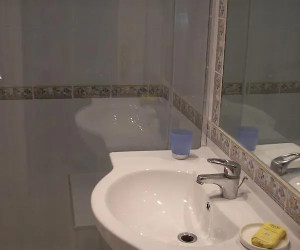 Homely Skol - Pool & Sea Views * מארבלה